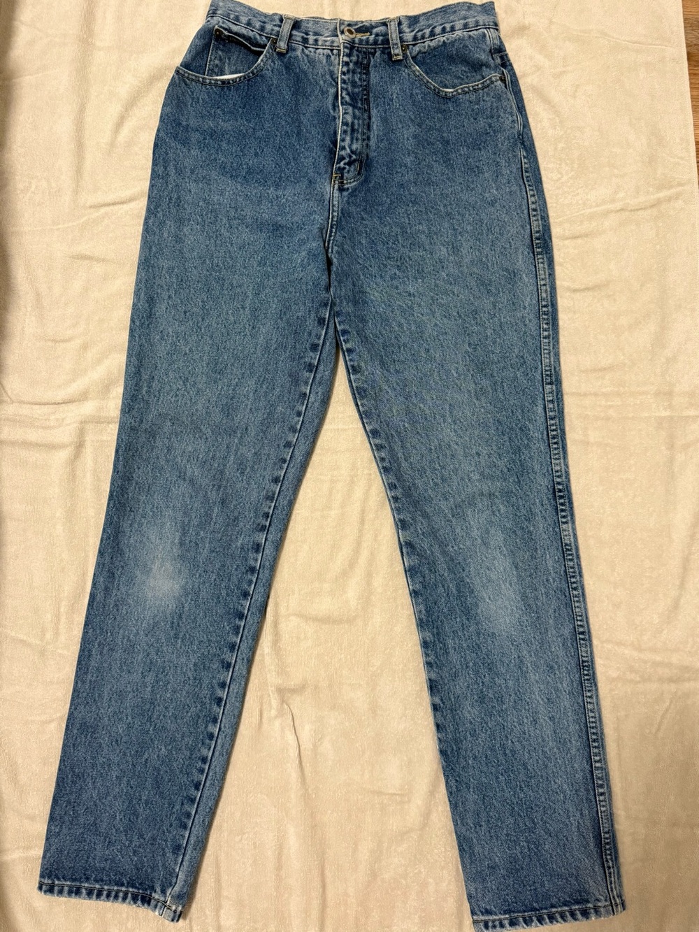 High-Rise Straight-Leg Jeans in Medium Blue